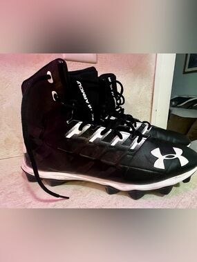 Under Armour Cleats Black & White High-Top Football Cleats